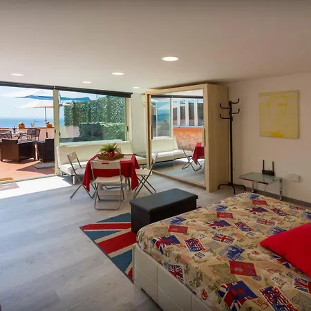 Daire Siciliabedda Naxos House